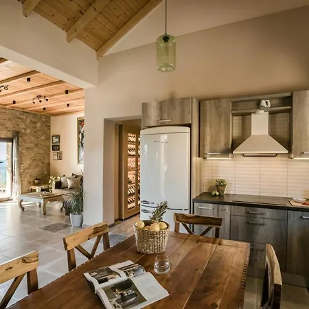 Entheos Private Kefalonia Greece Вилла *