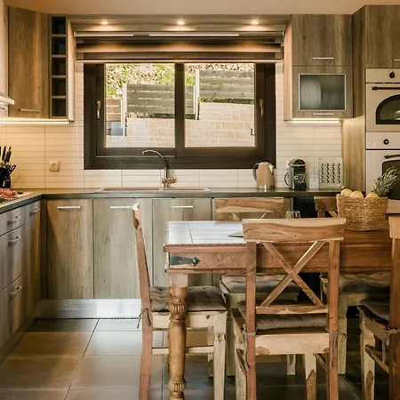 Entheos Private Kefalonia Greece * Fiskardo